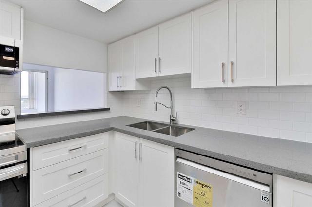 809 - 30 Thunder Grve, Condo with 1 bedrooms, 1 bathrooms and 1 parking in Toronto ON | Image 6