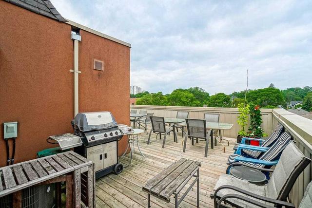 7 - 95 The Queensway, Townhouse with 3 bedrooms, 2 bathrooms and 1 parking in Toronto ON | Image 28