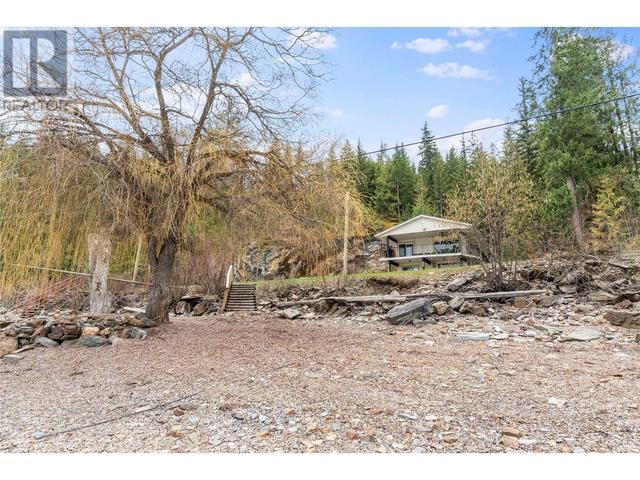 3624 Eagle Bay Road, House detached with 2 bedrooms, 1 bathrooms and 1 parking in Columbia Shuswap C BC | Image 6