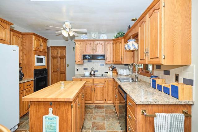 27 Woodcrest Dr, House detached with 3 bedrooms, 2 bathrooms and 5 parking in St. Catharines ON | Image 39