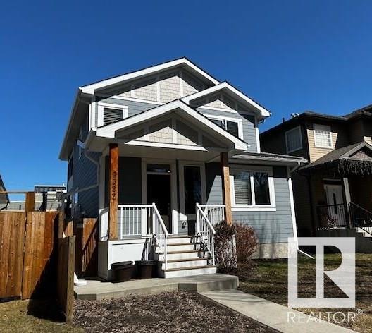 9322 81 Av Nw, House detached with 4 bedrooms, 3 bathrooms and 5 parking in Edmonton AB | Image 2