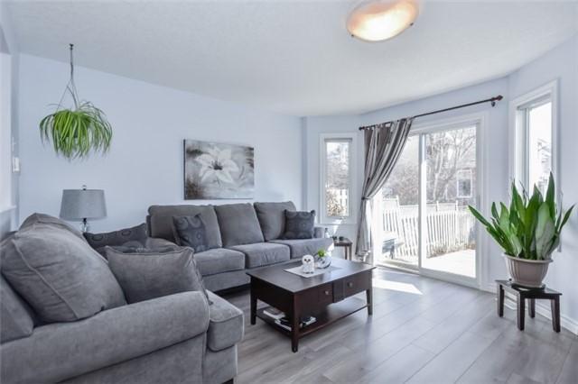 81 Terraview Cres, House attached with 3 bedrooms, 3 bathrooms and 2 parking in Guelph ON | Image 4