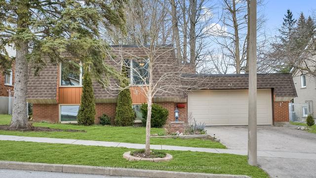 42 Culpepper Dr, House detached with 2 bedrooms, 2 bathrooms and 6 parking in Waterloo ON | Image 12