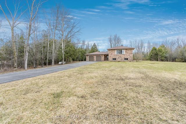 2241 Foxmead Rd, House detached with 2 bedrooms, 3 bathrooms and 16 parking in Oro Medonte ON | Image 12
