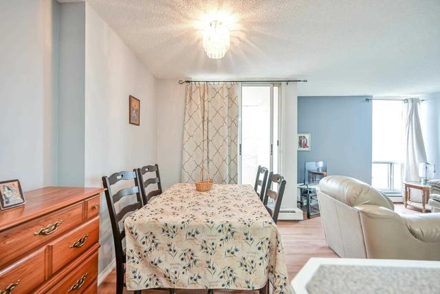 510 - 75 Glenburn Crt, Condo with 2 bedrooms, 1 bathrooms and 1 parking in Hamilton ON | Image 7