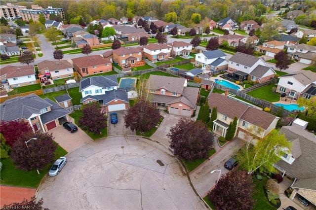 7921 Lavena Court, House detached with 4 bedrooms, 3 bathrooms and 4 parking in Niagara Falls ON | Image 40