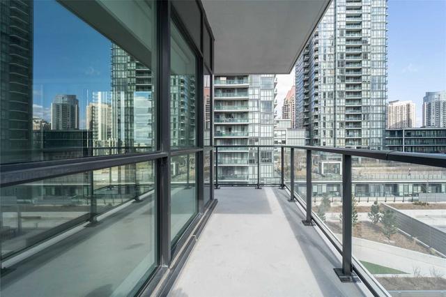 707 - 4085 Parkside Village Dr, Condo with 2 bedrooms, 2 bathrooms and 1 parking in Mississauga ON | Image 12