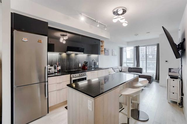 251 - 31 Tippett Rd, Condo with 2 bedrooms, 2 bathrooms and 2 parking in Toronto ON | Image 1