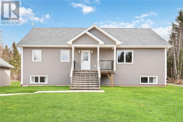 121 Hope Rd, House detached with 3 bedrooms, 3 bathrooms and null parking in Moncton P NB | Image 2