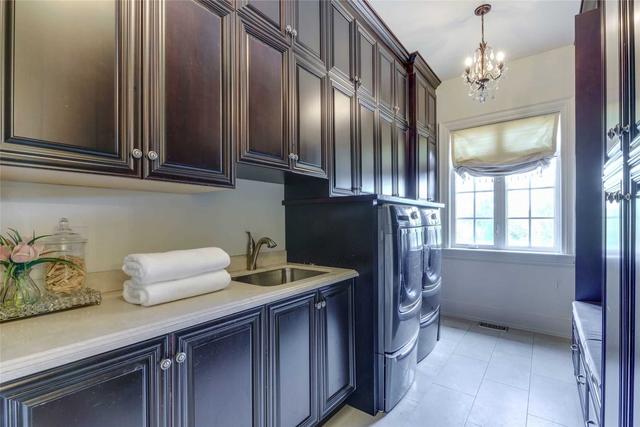 50 Charles Cooper Crt, House detached with 4 bedrooms, 5 bathrooms and 12 parking in Vaughan ON | Image 11