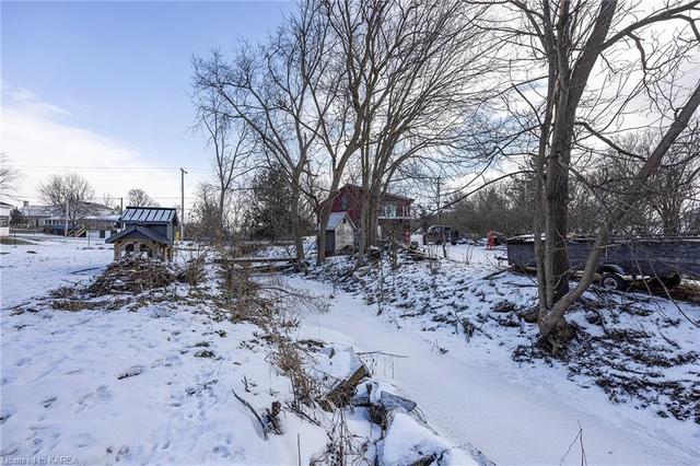3981 Harrowsmith Road, House detached with 6 bedrooms, 2 bathrooms and 6 parking in South Frontenac ON | Image 49