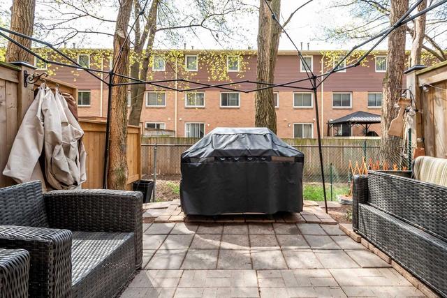 20 - 181 Plains Rd W, Townhouse with 2 bedrooms, 2 bathrooms and 2 parking in Burlington ON | Image 18