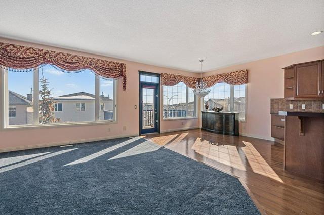 2 Kincora Gardens Nw, House detached with 2 bedrooms, 2 bathrooms and 4 parking in Calgary AB | Image 3