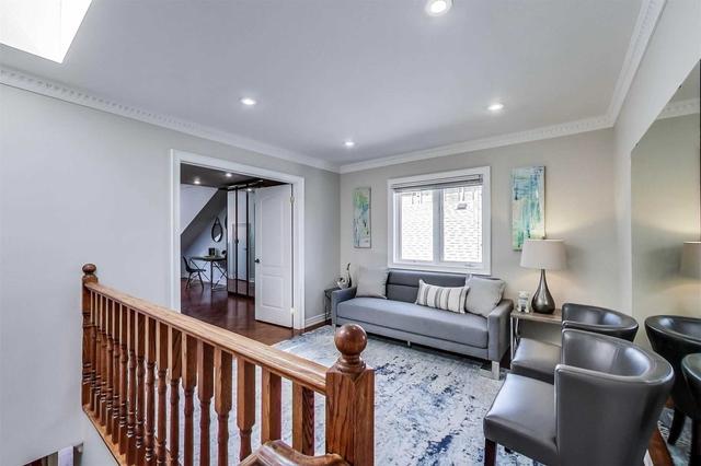 43 Northcote Ave, House detached with 4 bedrooms, 4 bathrooms and 2 parking in Toronto ON | Image 4