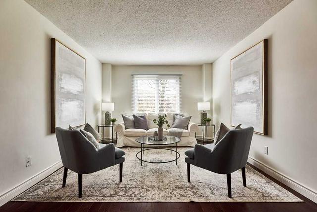 15 Dominy Dr, House detached with 4 bedrooms, 3 bathrooms and 4 parking in Ajax ON | Image 2