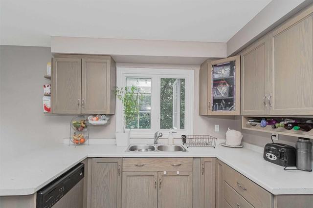 229 - 2075 Walkers Line, Townhouse with 3 bedrooms, 2 bathrooms and 2 parking in Burlington ON | Image 8
