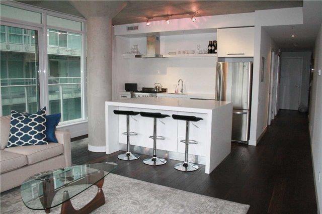 807 - 75 Portland St, Condo with 2 bedrooms, 2 bathrooms and 1 parking in Toronto ON | Image 6