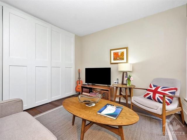 406 - 373 Laurier Avenue E, Condo with 3 bedrooms, 2 bathrooms and 1 parking in Ottawa ON | Image 24