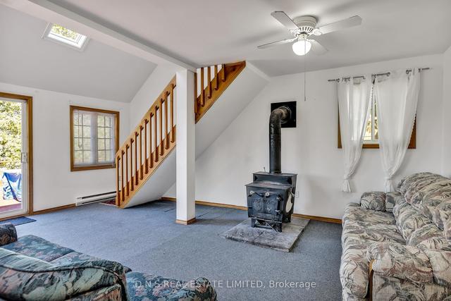 1682 Poplar Point Rd S, House detached with 3 bedrooms, 1 bathrooms and 3 parking in Selwyn ON | Image 3