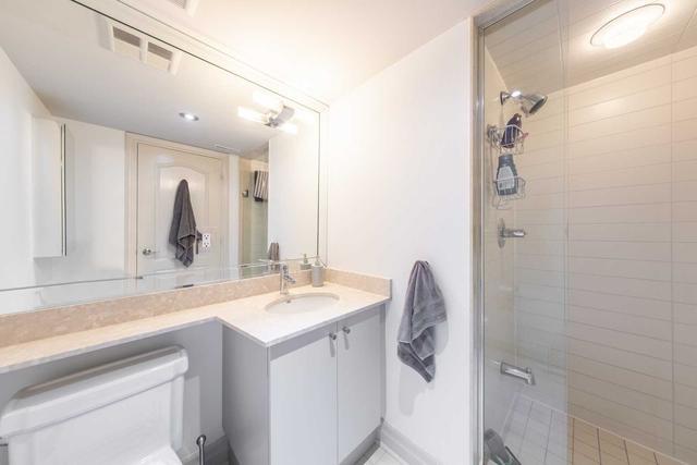 75 Pleasant Blvd, Townhouse with 2 bedrooms, 3 bathrooms and 2 parking in Toronto ON | Image 13