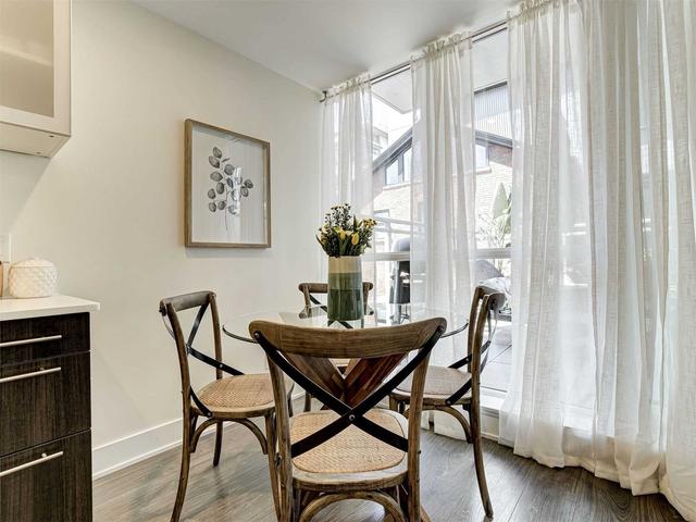 201 - 508 Wellington St W, Condo with 1 bedrooms, 1 bathrooms and 0 parking in Toronto ON | Image 4