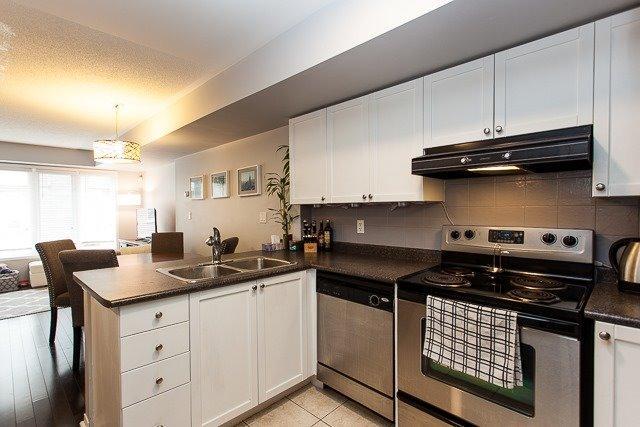 Th44 - 41 Foundry Ave, Townhouse with 3 bedrooms, 2 bathrooms and 1 parking in Toronto ON | Image 2