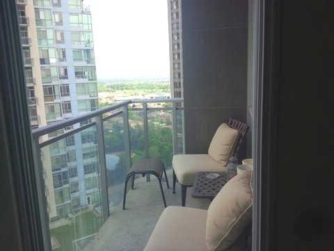 1806 - 3939 Duke Of York Blvd, Condo with 1 bedrooms, 2 bathrooms and 1 parking in Mississauga ON | Image 14