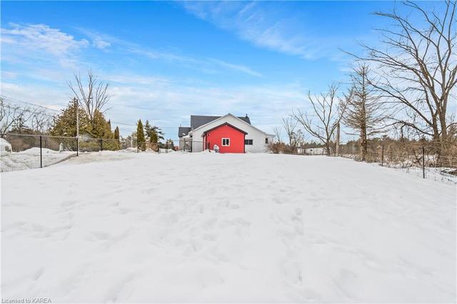 1019 Echo Lake Road, House detached with 3 bedrooms, 2 bathrooms and 2 parking in Central Frontenac ON | Image 37
