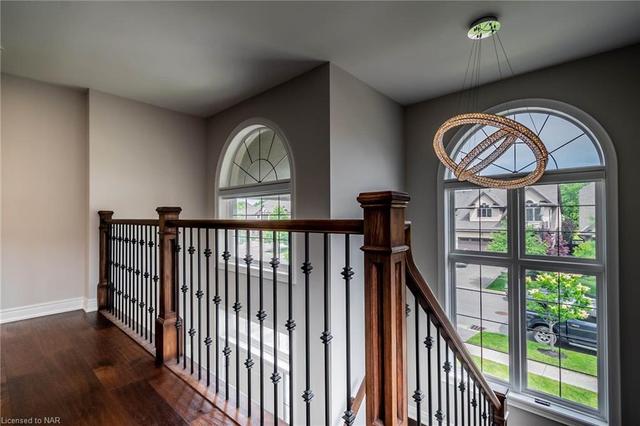 8 Tuscany Court, House detached with 4 bedrooms, 3 bathrooms and 6 parking in St. Catharines ON | Image 13