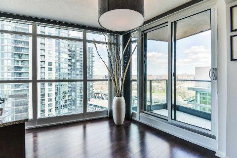 1810 - 215 Fort York Blvd, Condo with 2 bedrooms, 2 bathrooms and 1 parking in Toronto ON | Image 5