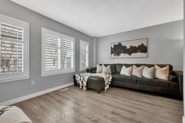 h46 - 619 Wild Ginger Ave, Townhouse with 2 bedrooms, 3 bathrooms and 2 parking in Waterloo ON | Image 4