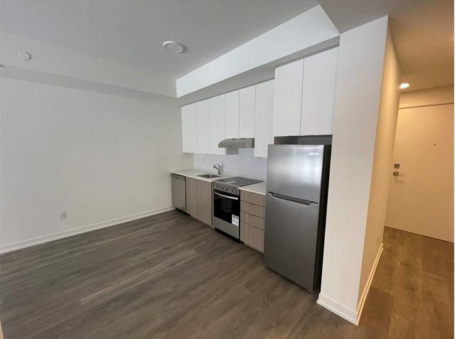 e-105 - 120 Canon Jackson Dr, Condo with 1 bedrooms, 1 bathrooms and 1 parking in Toronto ON | Image 2