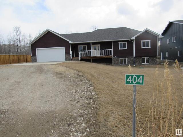 404 Duncan Rd, House detached with 5 bedrooms, 3 bathrooms and null parking in Barrhead County No. 11 AB | Image 2