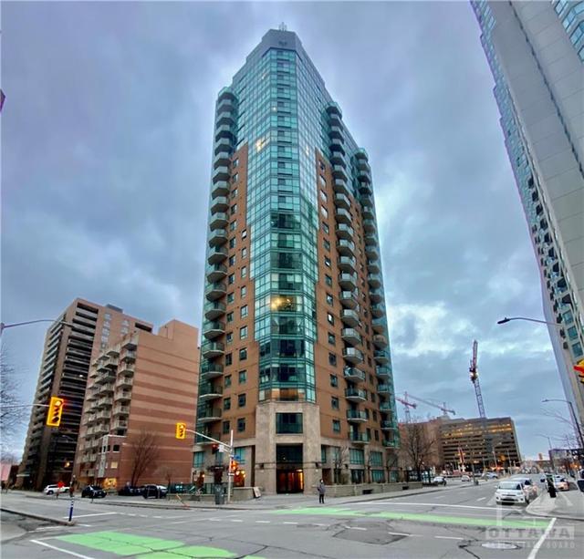 1803 - 445 Laurier Avenue W, Condo with 1 bedrooms, 1 bathrooms and 1 parking in Ottawa ON | Image 1