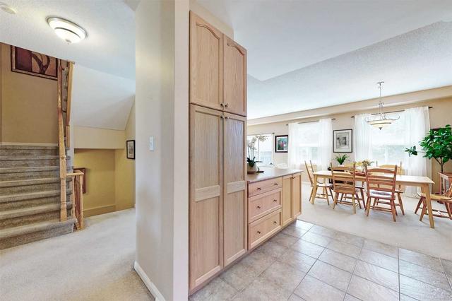 25 Dreamcrest Crt, House semidetached with 3 bedrooms, 3 bathrooms and 3 parking in Whitby ON | Image 8