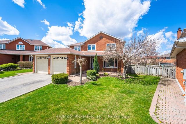 112 Burgosa Crt, House detached with 4 bedrooms, 4 bathrooms and 6 parking in Vaughan ON | Image 12