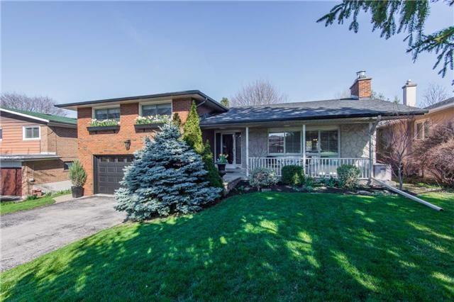 128 Elvaston Dr, House detached with 3 bedrooms, 3 bathrooms and 4 parking in Toronto ON | Image 18