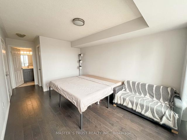 2308 - 909 Bay St, Condo with 2 bedrooms, 2 bathrooms and 1 parking in Toronto ON | Image 7