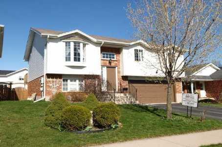 31 Peartree Cres, House detached with 3 bedrooms, 2 bathrooms and 2 parking in Guelph ON | Image 1