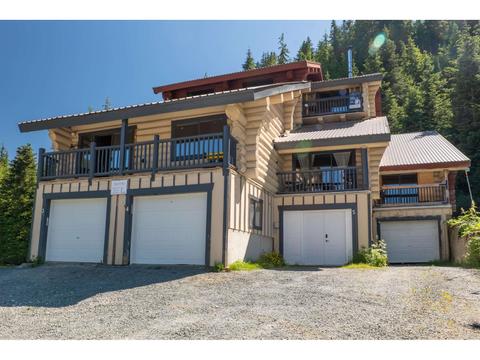 4 - 20649 Edelweiss Drive, Condo with 3 bedrooms, 1 bathrooms and 3 parking in Fraser Valley C BC | Card Image
