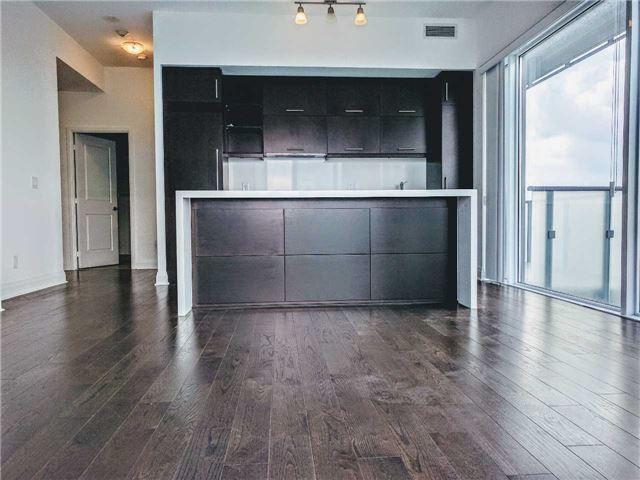 Lph08 - 1080 Bay St, Condo with 2 bedrooms, 2 bathrooms and 1 parking in Toronto ON | Image 4