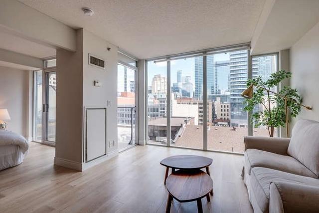 629 - 21 Nelson St, Condo with 2 bedrooms, 2 bathrooms and 0 parking in Toronto ON | Image 17