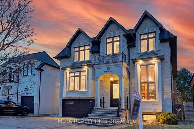 328 Patricia Ave, House detached with 4 bedrooms, 7 bathrooms and 5 parking in Toronto ON | Image 12