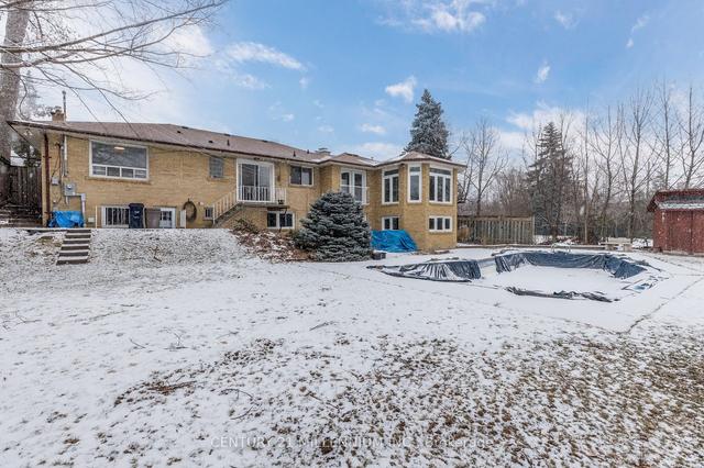 12 Boxbury Rd, House detached with 3 bedrooms, 3 bathrooms and 6 parking in Toronto ON | Image 27