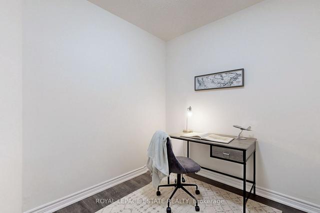 109 - 1 Falaise Rd, Condo with 2 bedrooms, 2 bathrooms and 2 parking in Toronto ON | Image 10