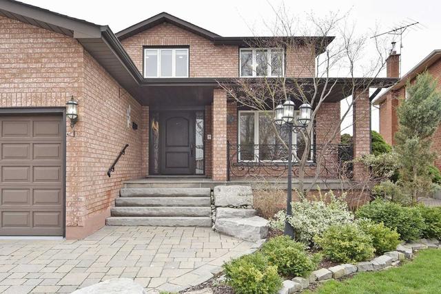 33 St. Ives Crt, House detached with 4 bedrooms, 4 bathrooms and 4 parking in Vaughan ON | Image 12