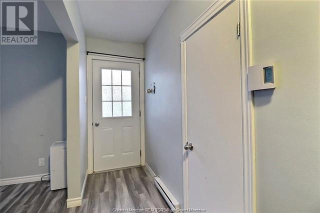 225 Humphrey St, House detached with 2 bedrooms, 1 bathrooms and null parking in Moncton NB | Image 2
