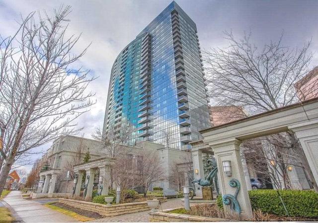 1126 - 25 Greenview Ave, Condo with 3 bedrooms, 2 bathrooms and 1 parking in Toronto ON | Image 1