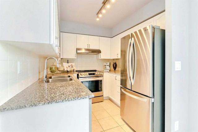 510 - 11 Oneida Cres, Condo with 2 bedrooms, 2 bathrooms and 1 parking in Richmond Hill ON | Image 8