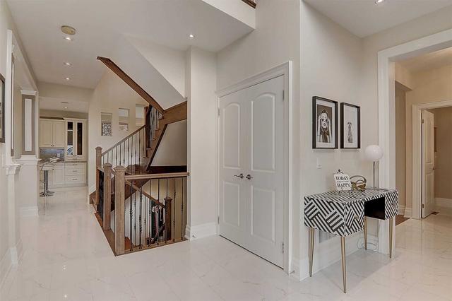 1001 Gorham St, House detached with 4 bedrooms, 4 bathrooms and 9 parking in Newmarket ON | Image 35